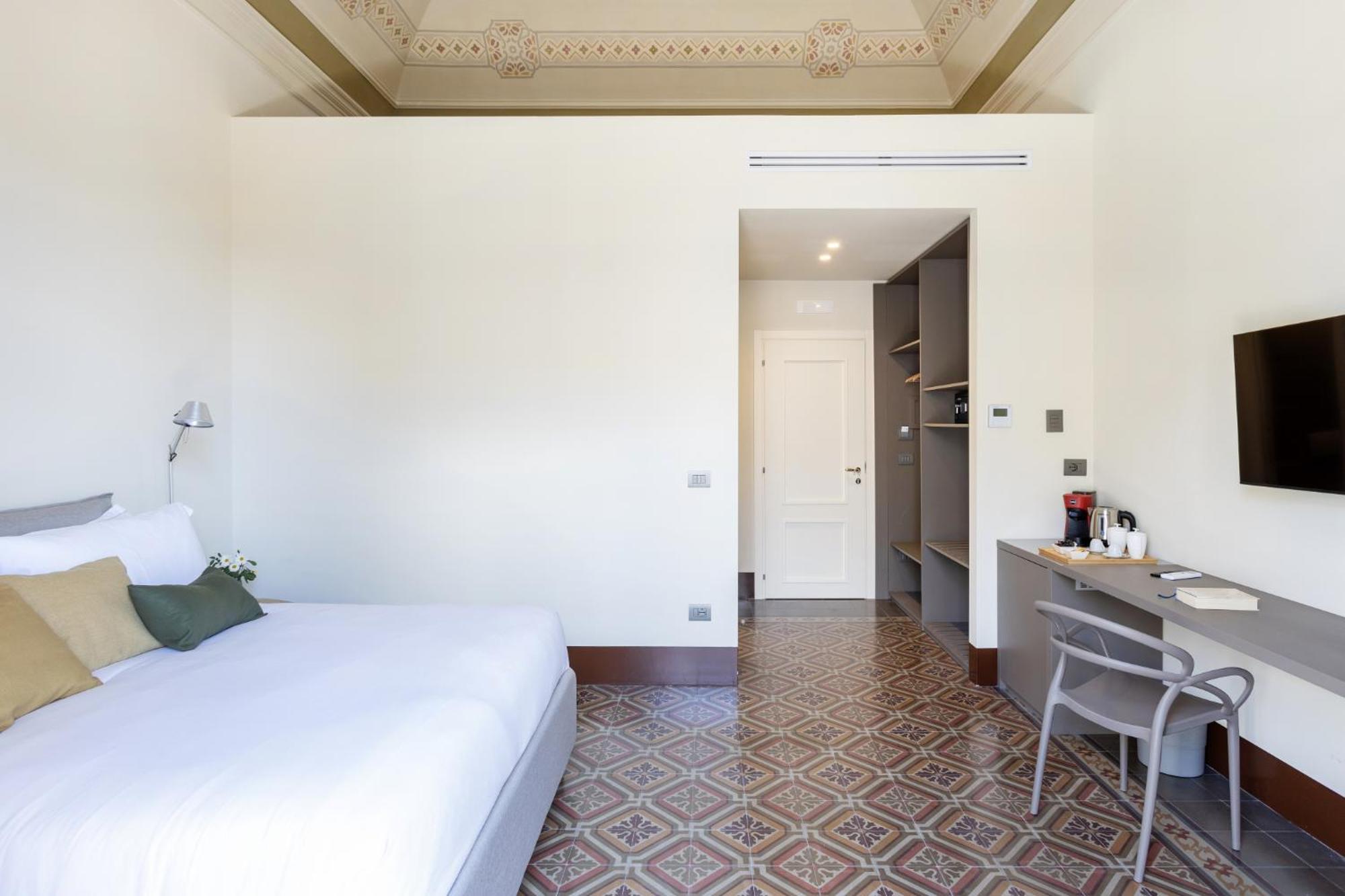 Palazzo Costarelli - Bed And Breakfast Катания Екстериор снимка