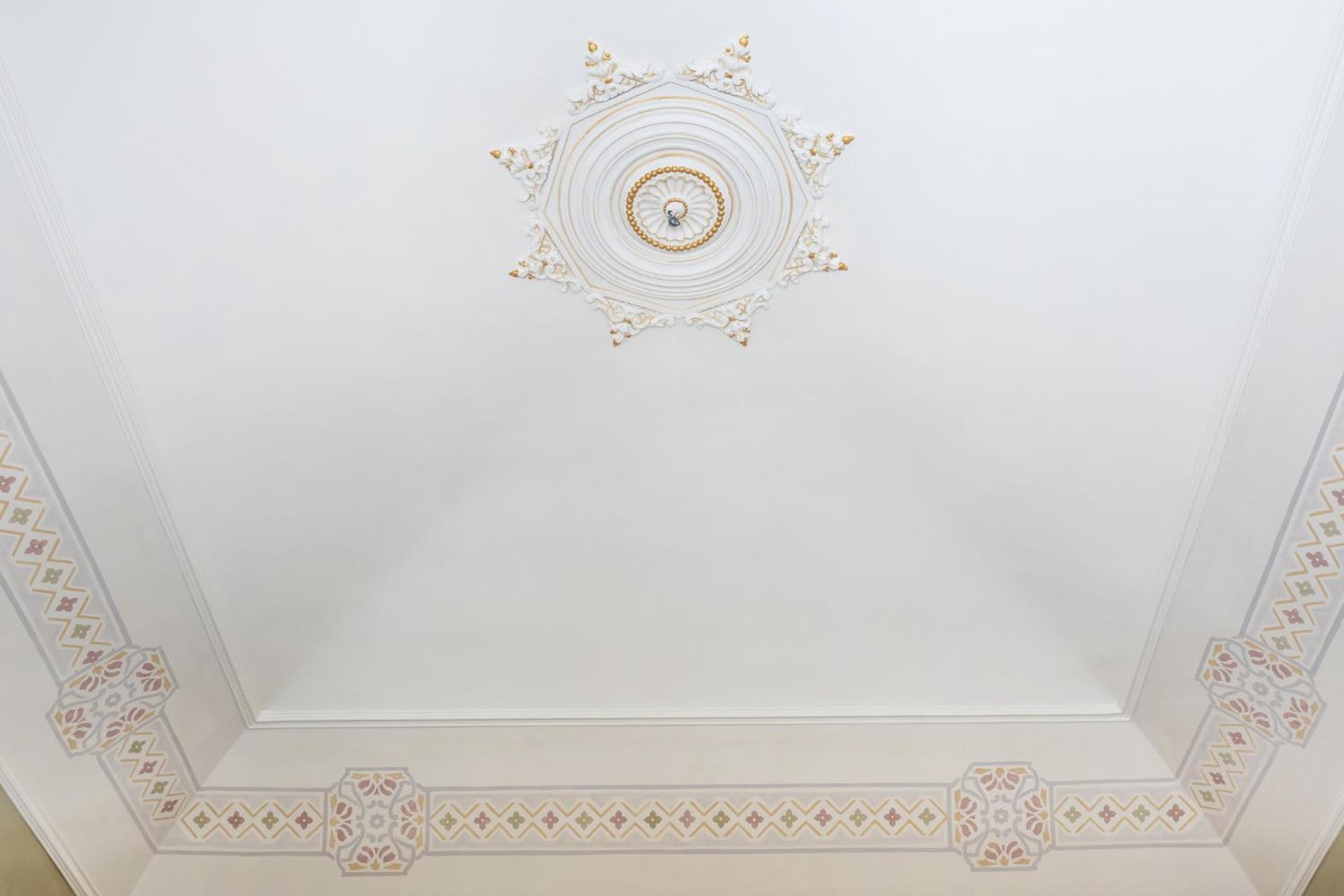 Palazzo Costarelli - Bed And Breakfast Катания Екстериор снимка