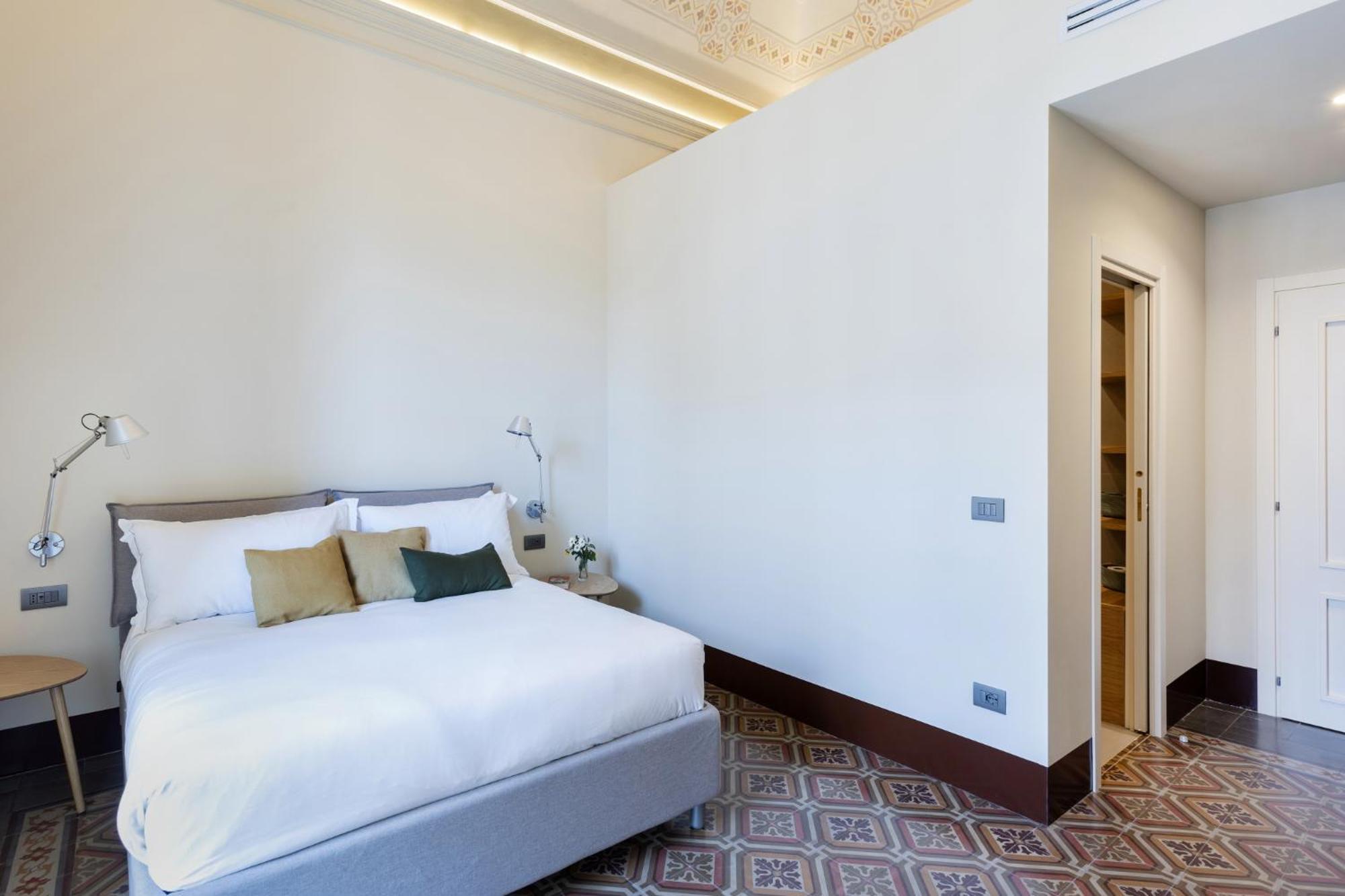 Palazzo Costarelli - Bed And Breakfast Катания Екстериор снимка