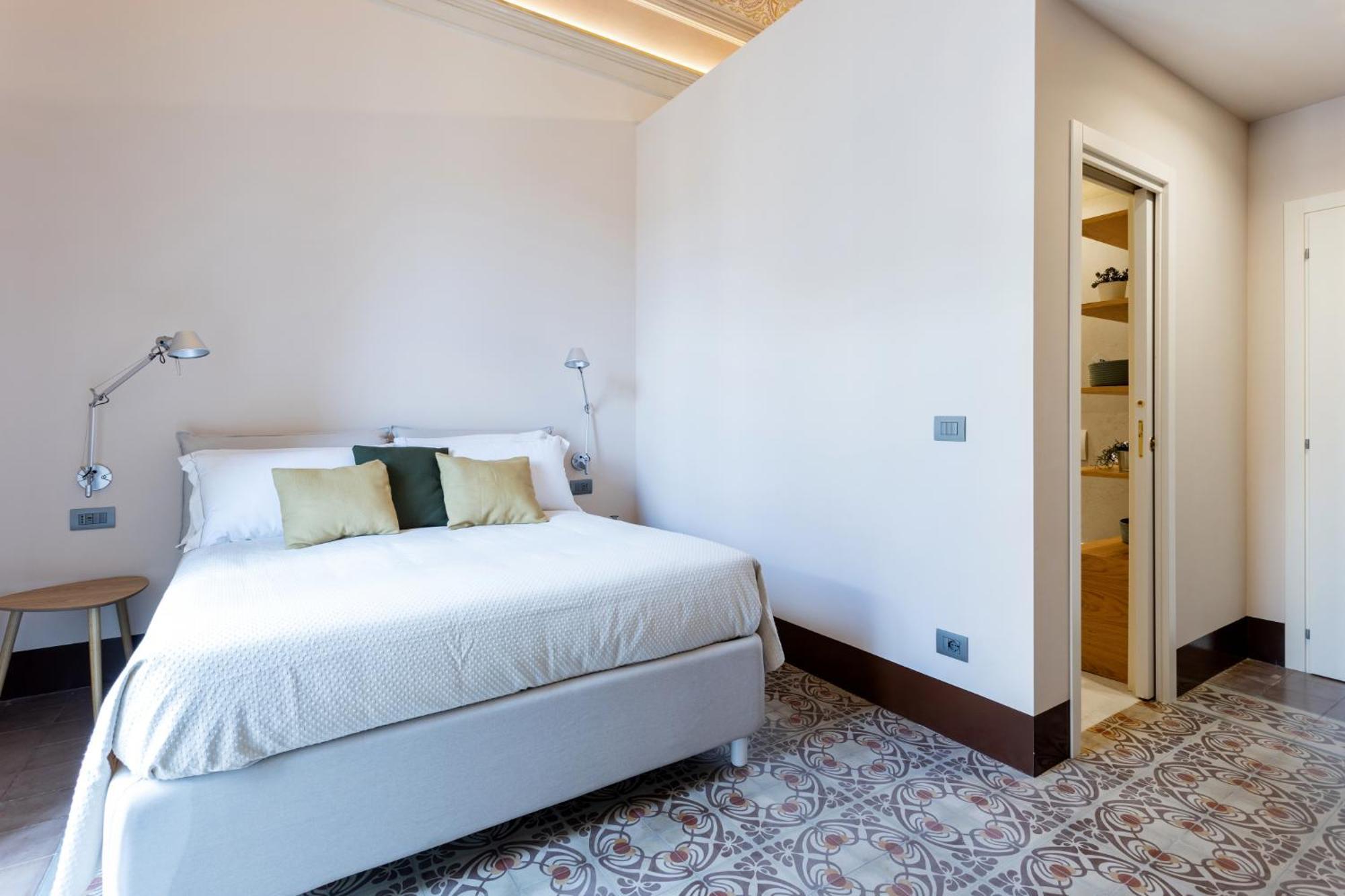 Palazzo Costarelli - Bed And Breakfast Катания Стая снимка