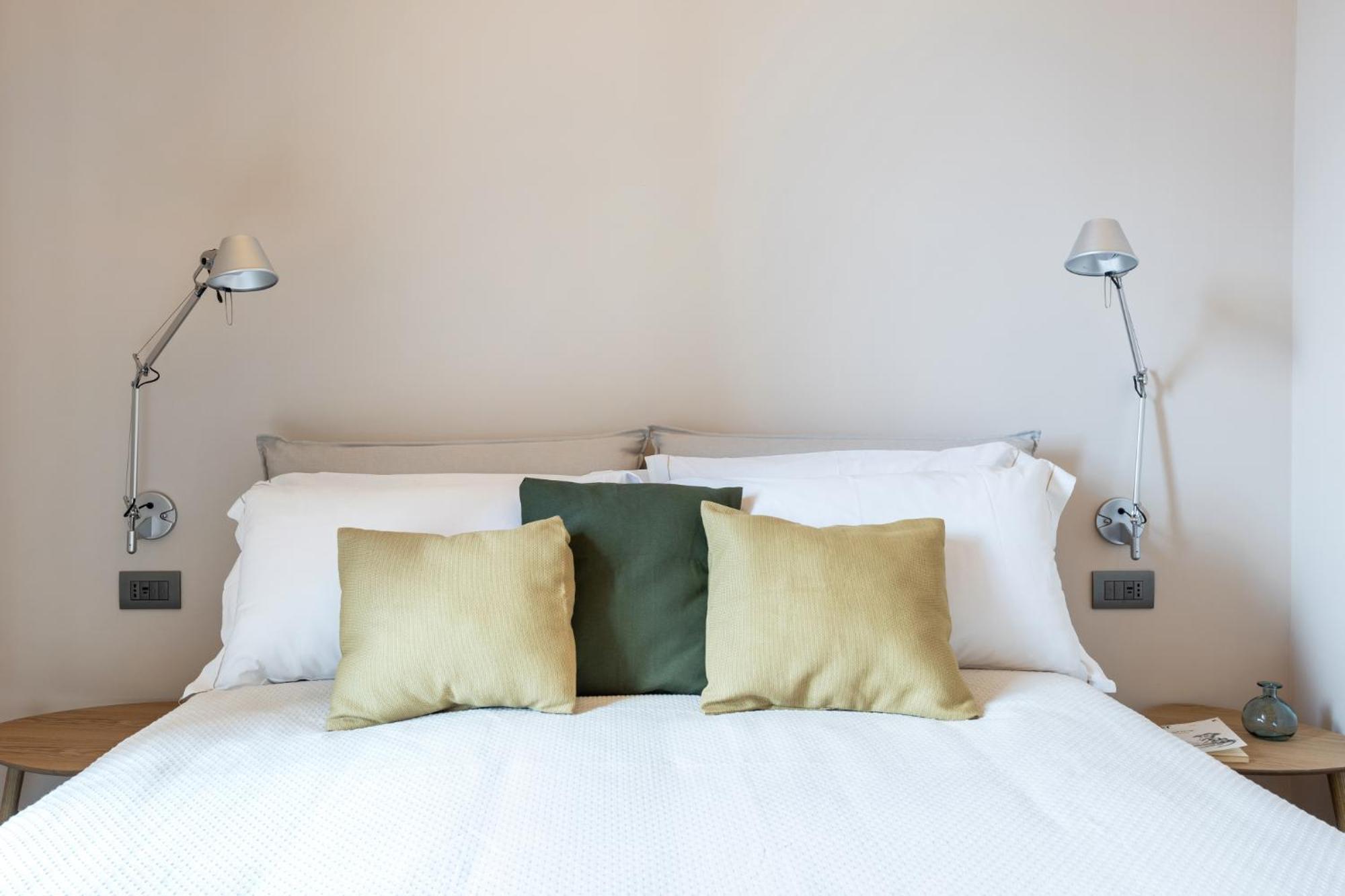 Palazzo Costarelli - Bed And Breakfast Катания Стая снимка