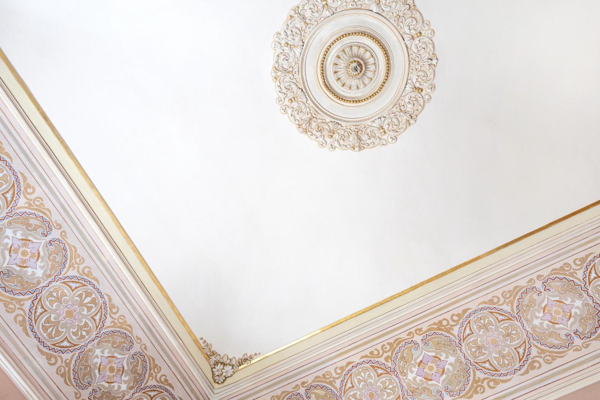 Palazzo Costarelli - Bed And Breakfast Катания Екстериор снимка