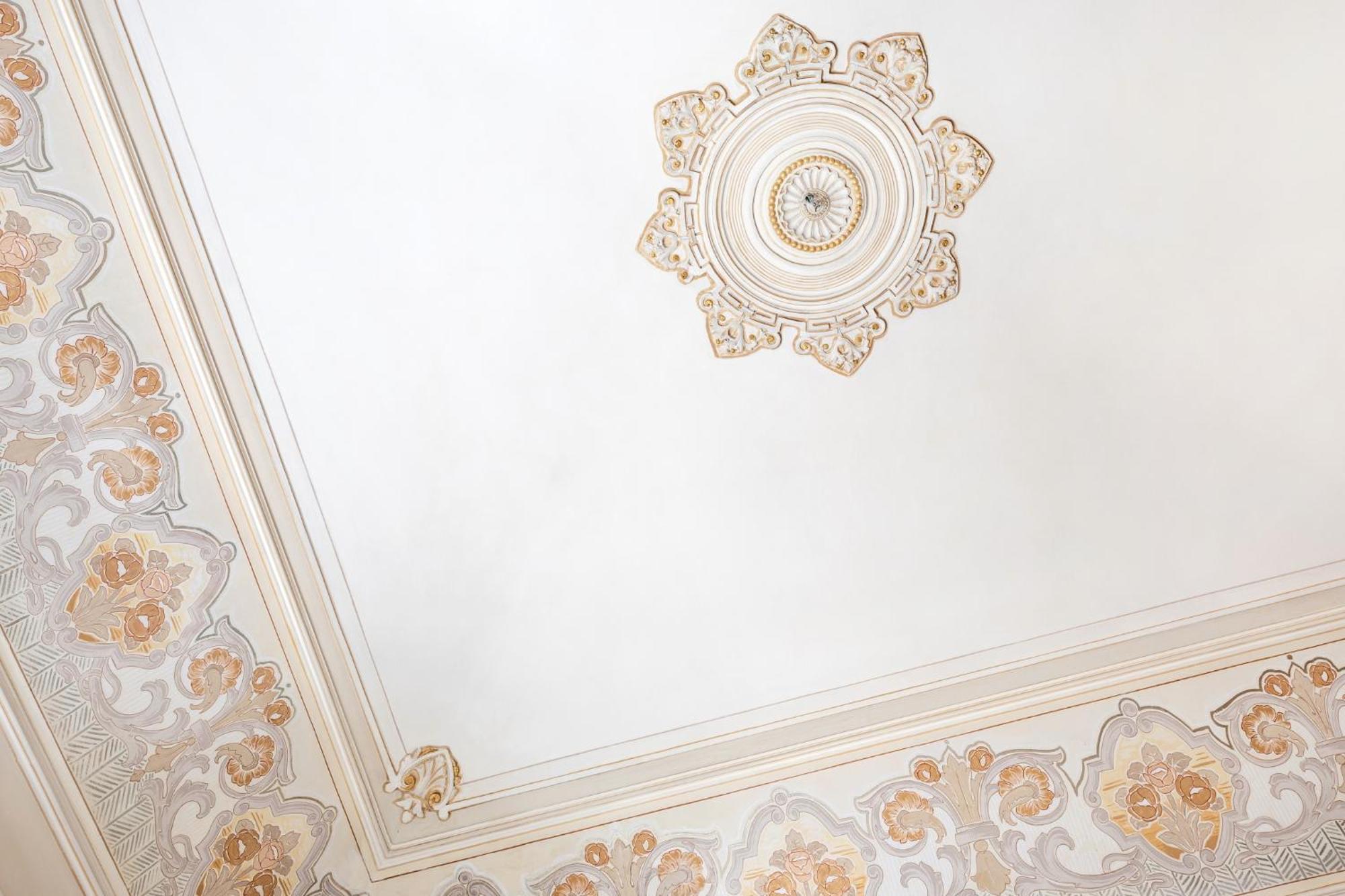 Palazzo Costarelli - Bed And Breakfast Катания Стая снимка